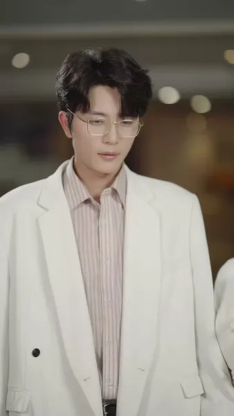 เงาที่หายไปของวันวาน