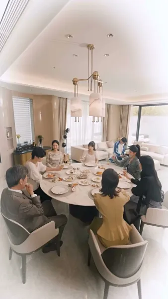 คำขอโทษจากครอบครัวที่สายเกินไป