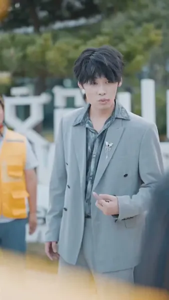 คำขอโทษจากครอบครัวที่สายเกินไป