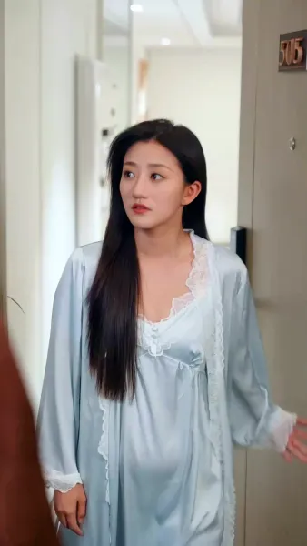 เลขาหน้าใส ยั่วใจซีอีโอ 