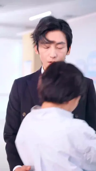 เลขาหน้าใส ยั่วใจซีอีโอ 