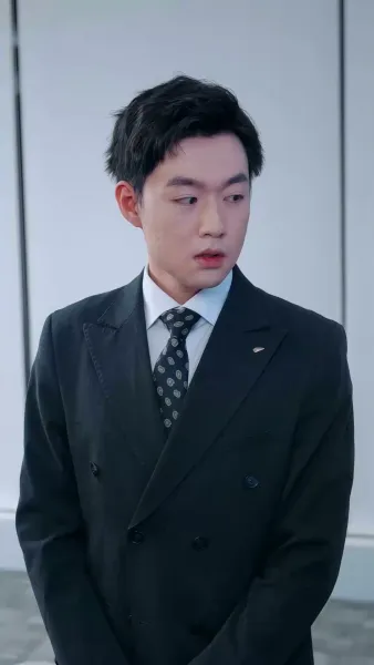 เลขาหน้าใส ยั่วใจซีอีโอ 