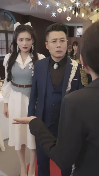 สามีเก่าคุกเข่าขอคืนดี