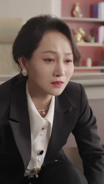 สามีเก่าคุกเข่าขอคืนดี