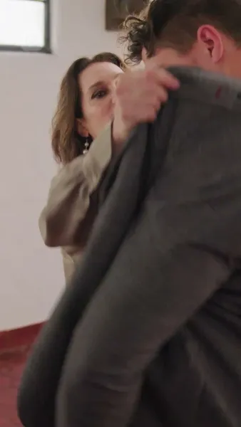 ถูกจับและผูกมัดโดย CEO ของคุณ