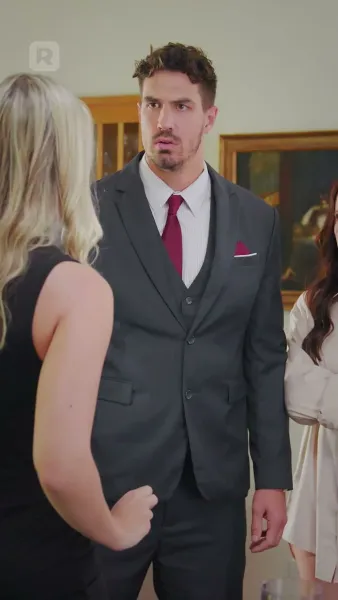 ถูกจับและผูกมัดโดย CEO ของคุณ