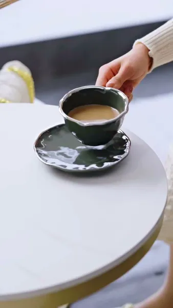 เกิดใหม่ เปลี่ยนคู่รัก