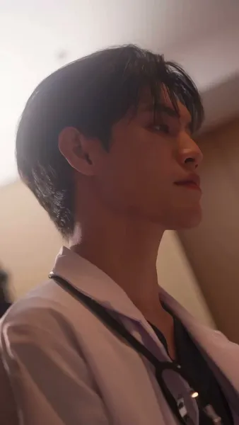 รักซ่อนมีด