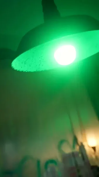 รักซ่อนมีด