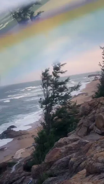 รักซ่อนมีด