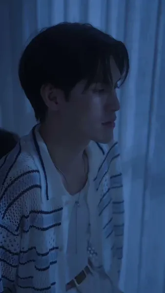 รักซ่อนมีด