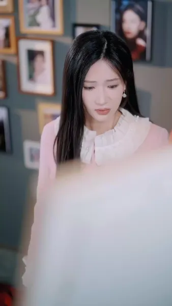 รักลับๆ ใต้ชายคาเดียวกัน