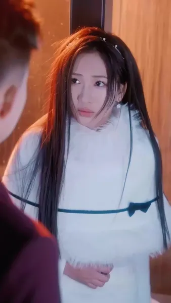 รักลับๆ ใต้ชายคาเดียวกัน