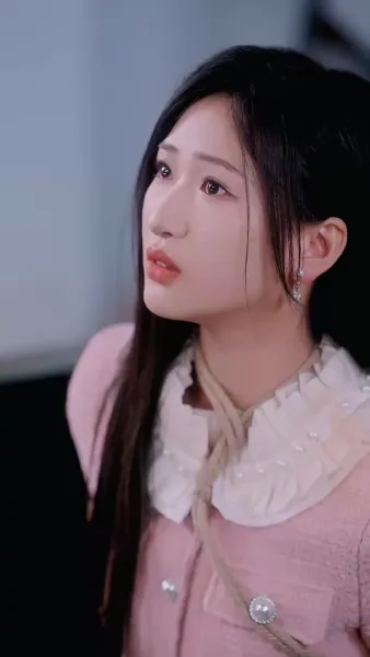 รักลับๆ ใต้ชายคาเดียวกัน