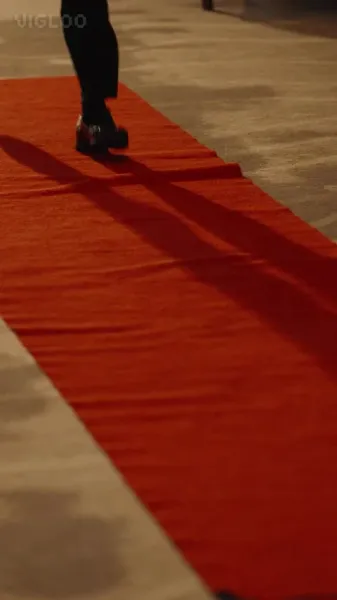 การแก้แค้นของราชินี XXL