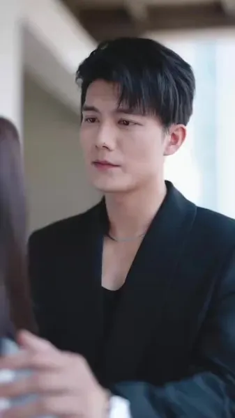 ลิขิตใจ นายจอมพิทักษ์