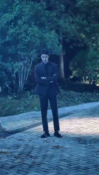 หลงกลพิศวาสรัก