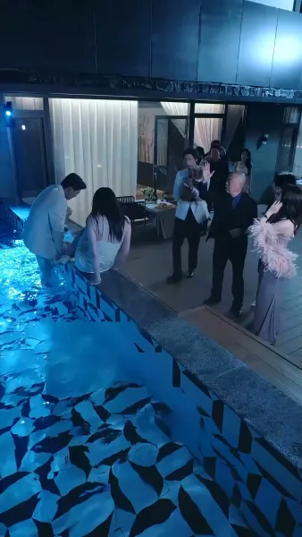 หลงกลพิศวาสรัก