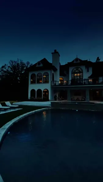 ฟื้นจากเถ้าถ่าน(พากย์ไทย)