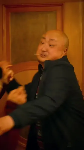 โซ่หัวใจพันธนาการรัก