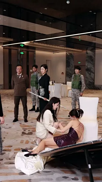 นางพญามังกรคืนบัลลังก์