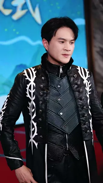 นางพญามังกรคืนบัลลังก์