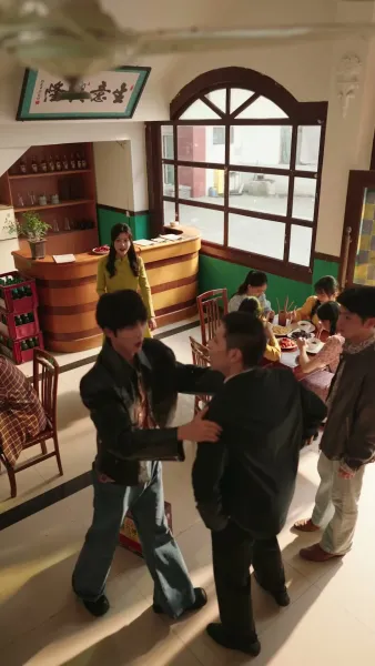 ชะตาพลิกของพี่น้องเกิดใหม่