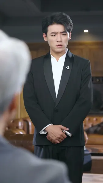 หนุ่มช่างประปา กับสาวตัวท็อป