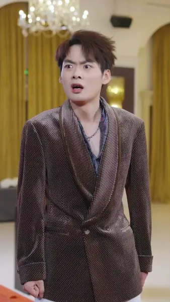 หนุ่มช่างประปา กับสาวตัวท็อป