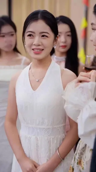 พ่อจ๋า แม่รอให้ช่วยอยู่