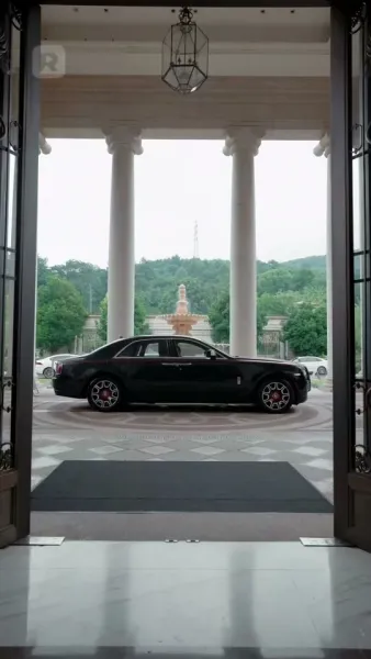 นกในกรงเธอ