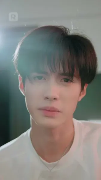 นกในกรงเธอ