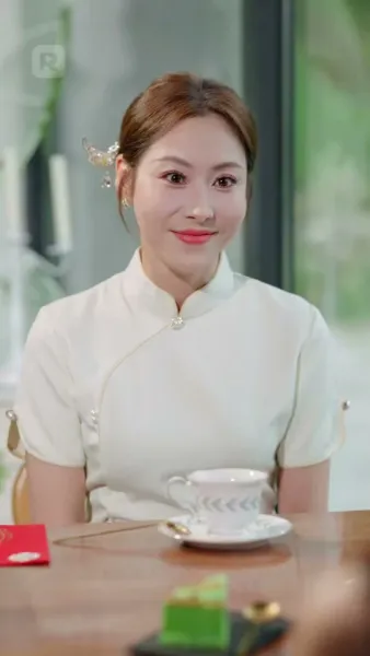 นกในกรงเธอ