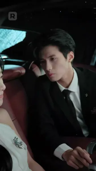 นกในกรงเธอ