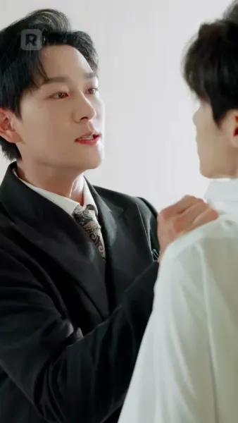 นกในกรงเธอ