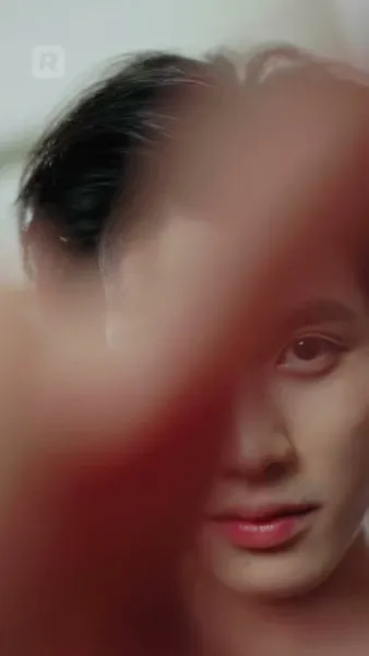 นกในกรงเธอ