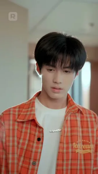 นกในกรงเธอ