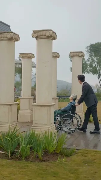 โชคหล่นทับ เทพตัวน้อย