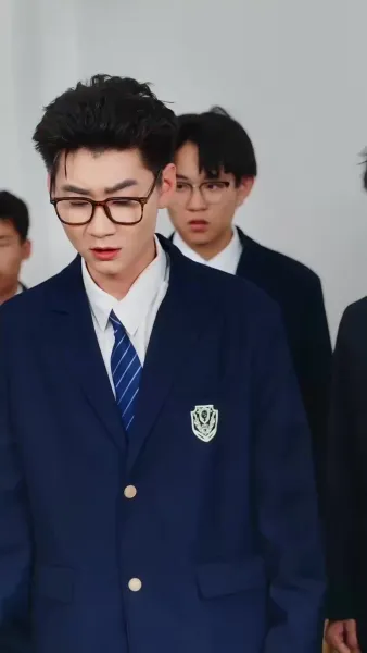 พิชิตรักราชินีสุดแกร่ง