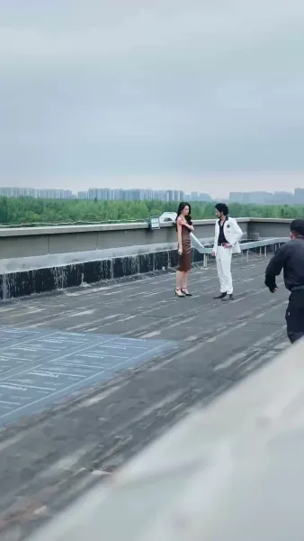 พิชิตรักราชินีสุดแกร่ง