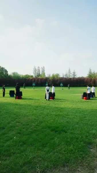 พิชิตรักราชินีสุดแกร่ง