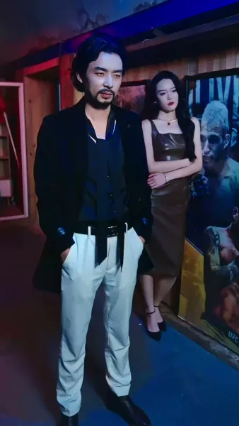 พิชิตรักราชินีสุดแกร่ง