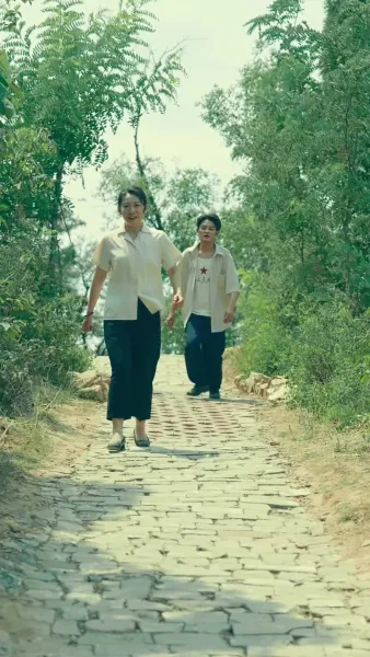 เกิดใหม่ในยุค70s ฉันทำให้ครอบครัวมีชีวิตที่ดีขึ้น 