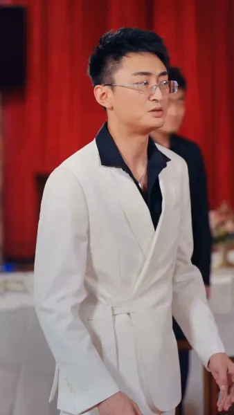 แพทย์ฝึกหัด ผู้กุมชะตา