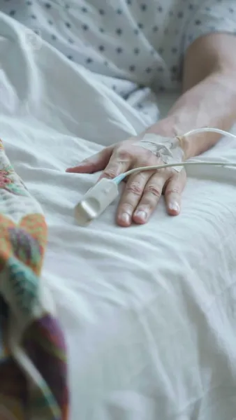 แม่บ้านจำเป็นของคู่ปรับหัวใจ