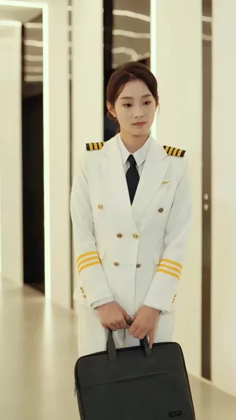 ใต้ปีกฟ้าแห่งรัก