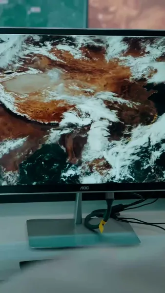 ใต้ปีกฟ้าแห่งรัก