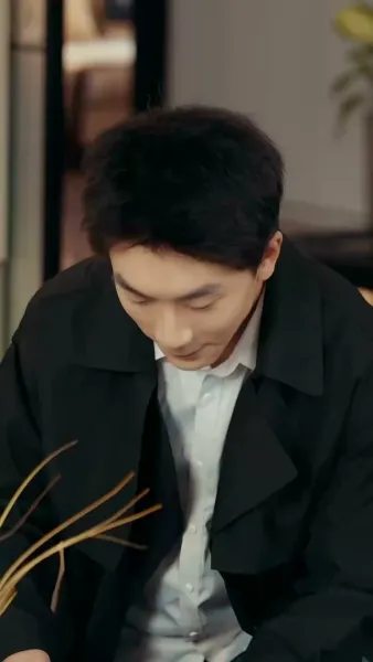 ใต้ปีกฟ้าแห่งรัก