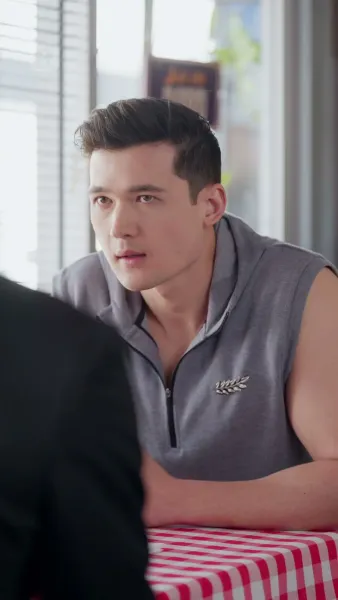 อุ้มบุญ อุ้มรัก พ่อเศรษฐีพันล้าน