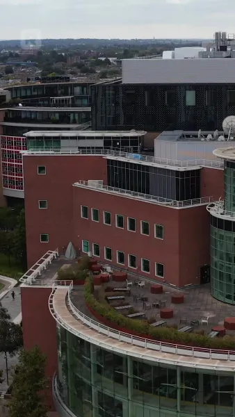 อุ้มบุญ อุ้มรัก พ่อเศรษฐีพันล้าน